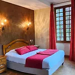 Logis Du Grand Duc Restaurant 3* Gincla