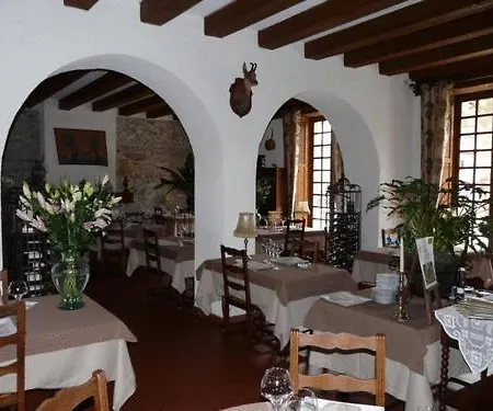 Logis Du Grand Duc Restaurant Gincla