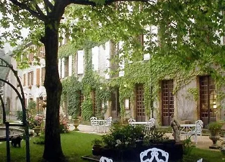 Logis Du Grand Duc Restaurant 3* Gincla