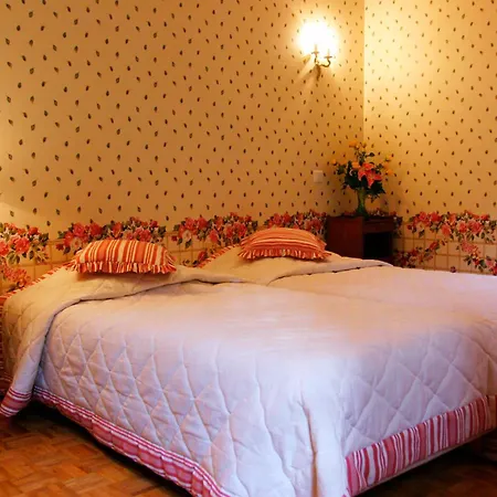 Logis Du Grand Duc Restaurant ホテル Gincla