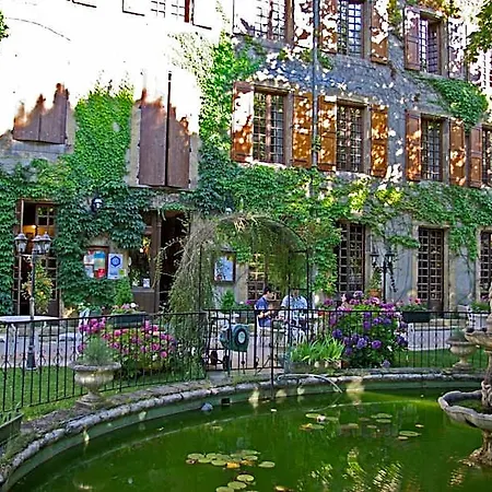 Logis Du Grand Duc Restaurant 3* Gincla