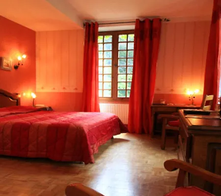 Logis Du Grand Duc Restaurant Gincla