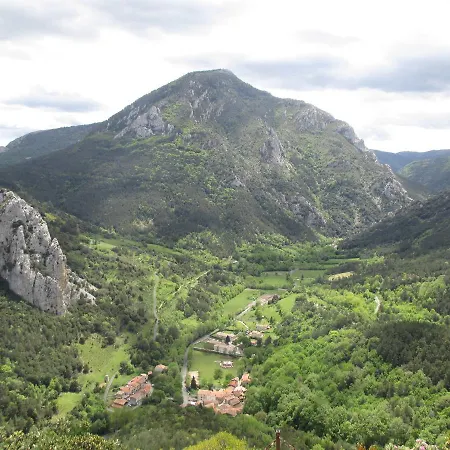 Logis Du Grand Duc Restaurant 3* Gincla