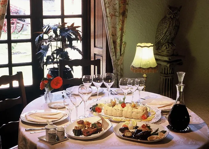 Hotel Logis Du Grand Duc Restaurant Gincla