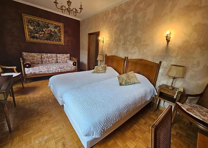 Logis Du Grand Duc Restaurant 3* Gincla