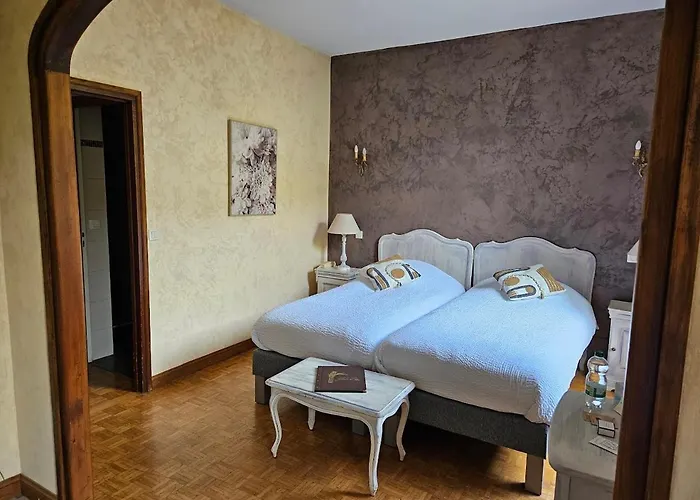 Hotel Logis Du Grand Duc Restaurant Gincla