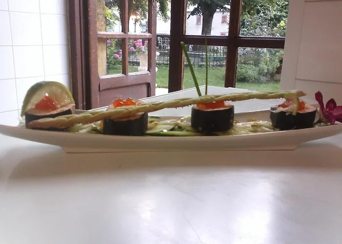 Hotel Logis Du Grand Duc Restaurant Gincla