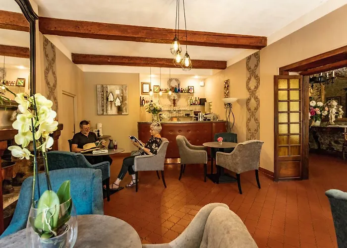 Hotel Logis Du Grand Duc Restaurant 3*
